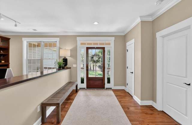 1625 River Bluffs Drive Gallery 3