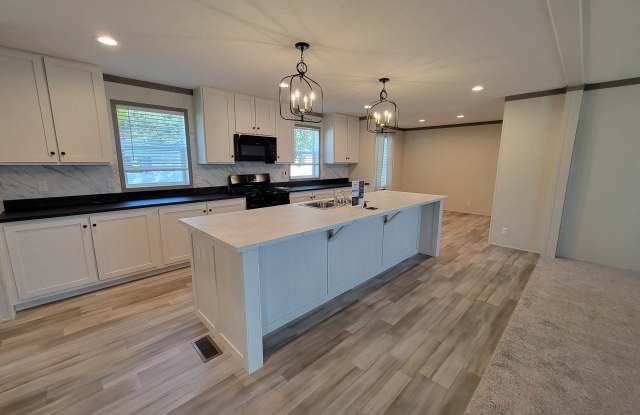 5080 Cove Ct. photos photos