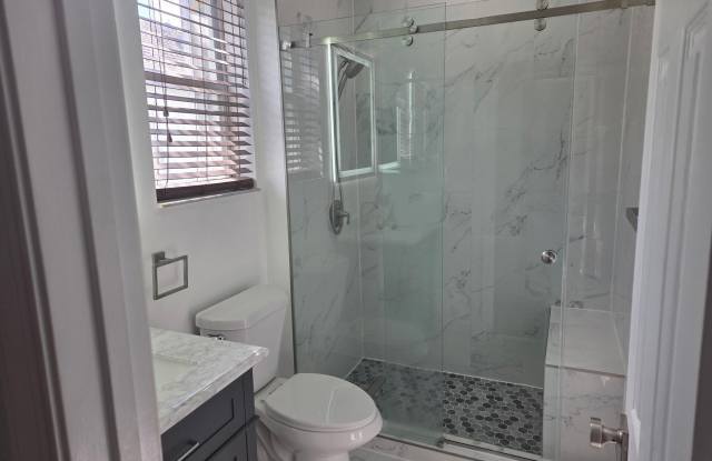 3014 Laurel Ridge Circle Gallery 1