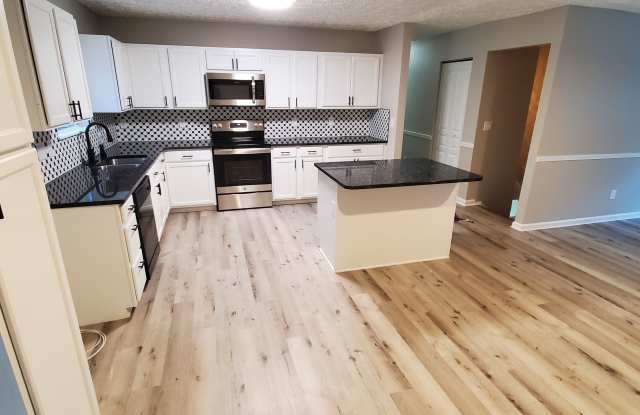 8504 Maeve Ct Gallery 4