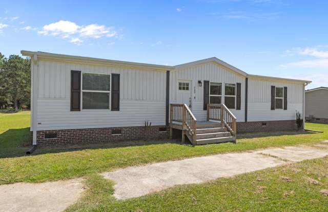 New build home on a spacious lot! Gallery 3
