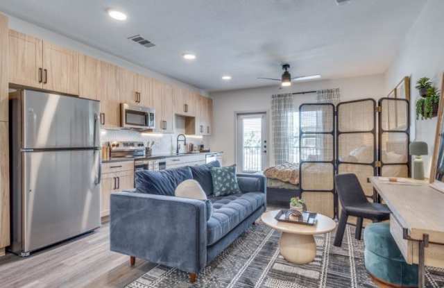 8341 Bluff Springs Rd photos photos