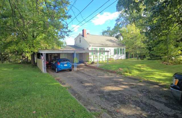 4-Bedroom House in the Hampton school district Gallery 1