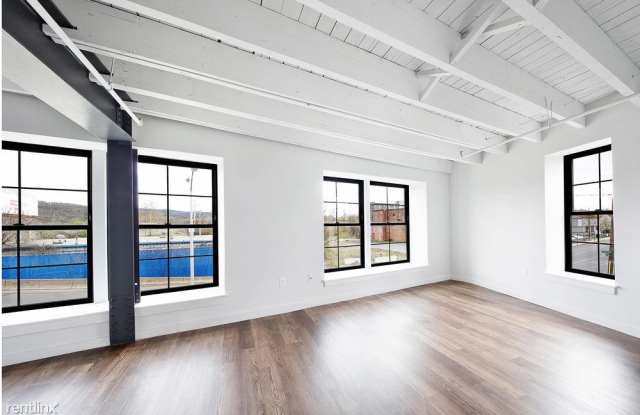 107 Hamilton Street Gallery 3