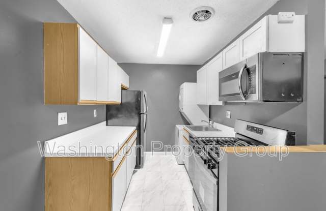 3011 Southern Ave photos photos