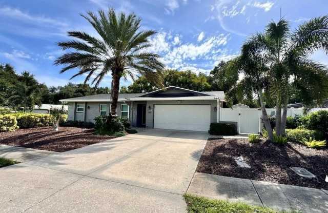 1281 MAPLE STREET SW - 1281 Maple Street Southwest, Largo, FL 33770