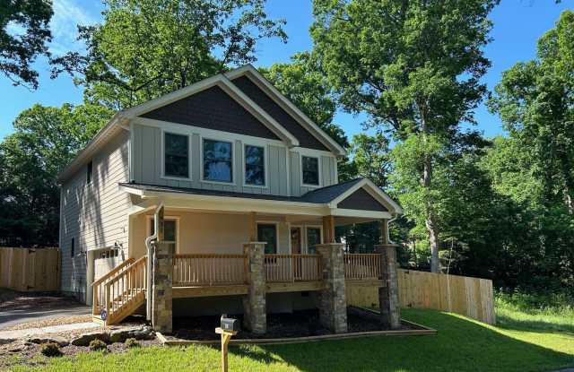 East AVL - 2022 Craftsman Custom Build - 931 Tunnel Road, Asheville, NC 28805