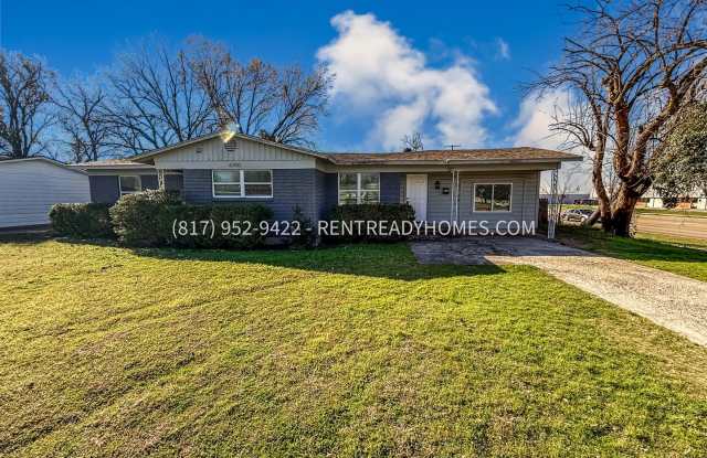 6700 Reeves St - 6700 Reeves Street, Richland Hills, TX 76118