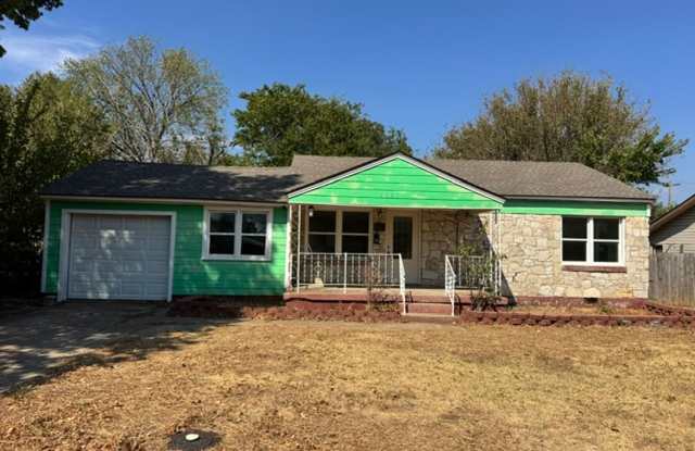 This 2 bedroom 1.5 bath Del city home offers new paint, no carpet for easy living and an updated bathroom! Call us today 405 691-6414! Gallery 1
