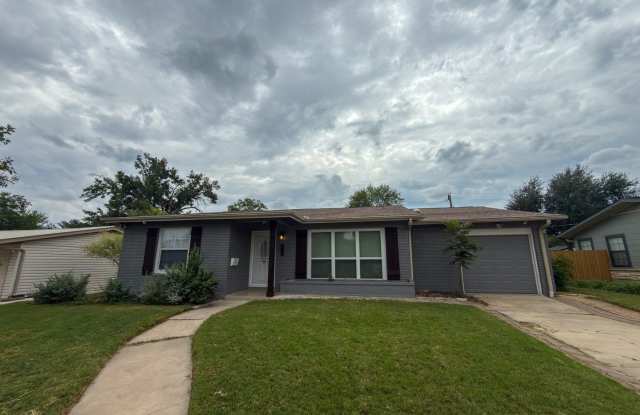 614 SHADYWOOD LN photos photos
