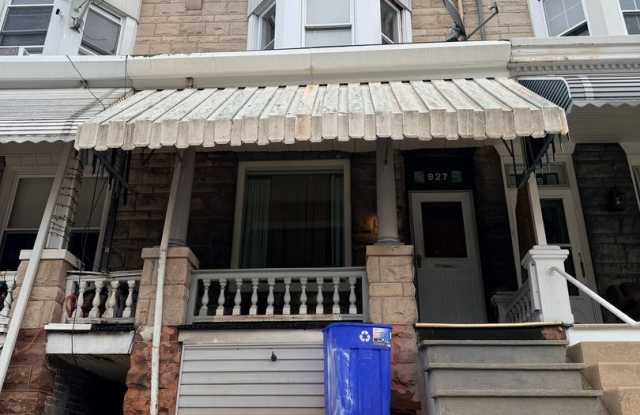 Beautifully remodeled 5/6 bedroom townhouse photos photos