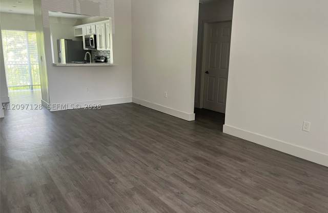 6646 SW 115th Ct Gallery 2