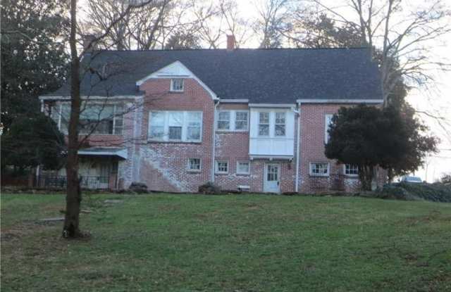 598 Campbell Hill Street NW Gallery 3
