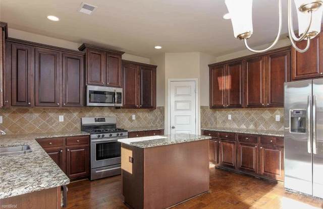 1741 Long Acre Dr Gallery 2