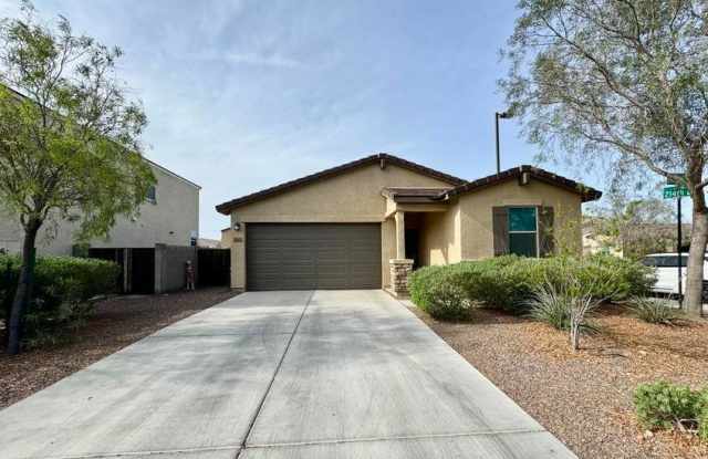 21415 West Holly Street photos photos