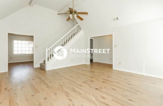 8018 Cross Village Drive Gallery 3