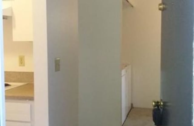 Linden Apartments Gallery 4