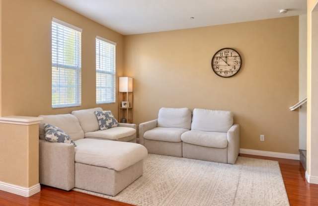6108 Alida Row - 1 Gallery 3