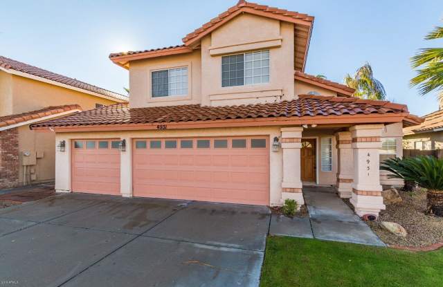 4931 E PARADISE Lane Gallery 2