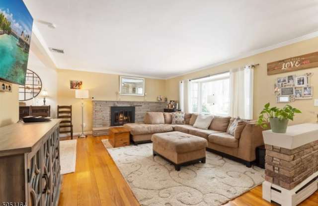 10 Mercier Pl Gallery 2