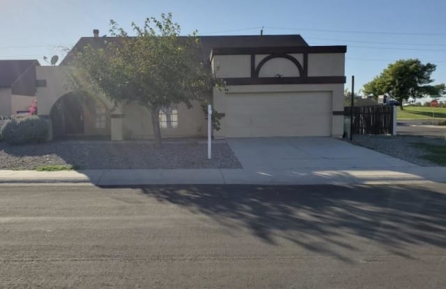6532 N 74TH Drive - 6532 North 74th Drive, Glendale, AZ 85303