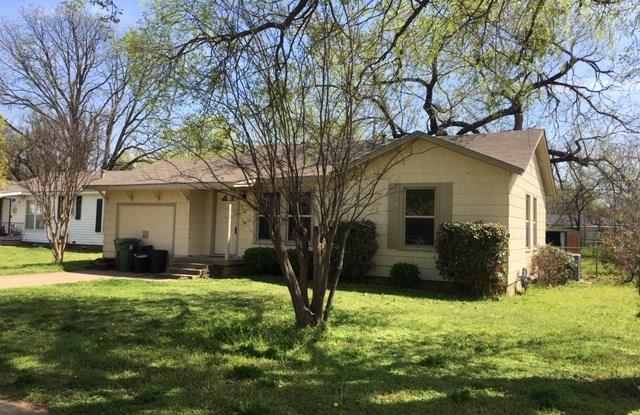 312 Harrison Lane - 312 Harrison Lane, Hurst, TX 76053