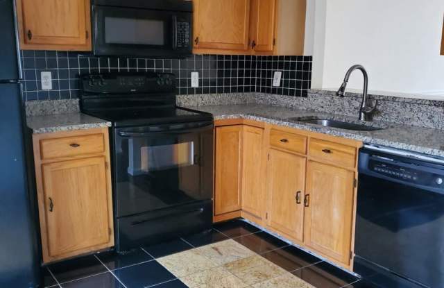 4121 APPLEGATE COURT Gallery 3