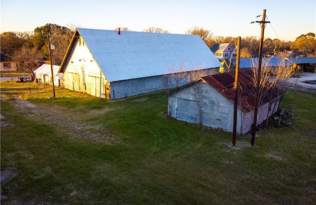707 West Mustang - 707 West Mustang Street, Caldwell, TX 77836