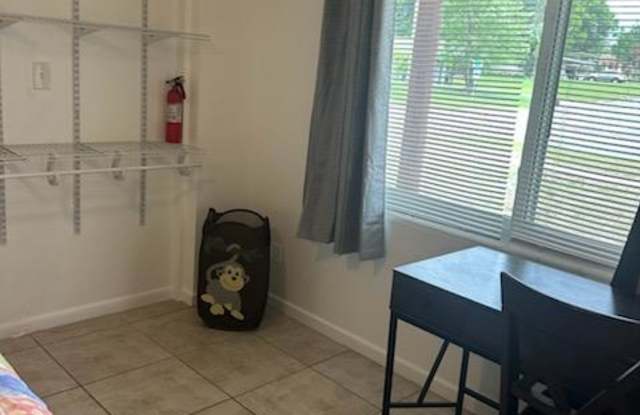 2121 N Hastings St photos photos