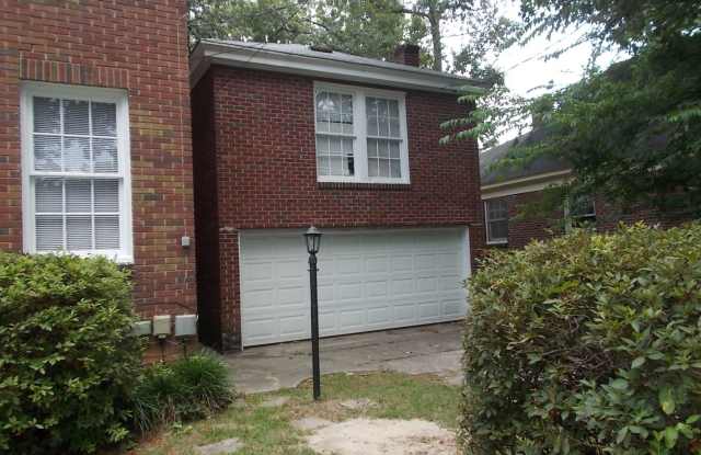 128 1/2 South Edisto Ave. // PRE-LEASING NOW FOR JULY 2026 MOVE-IN. photos photos