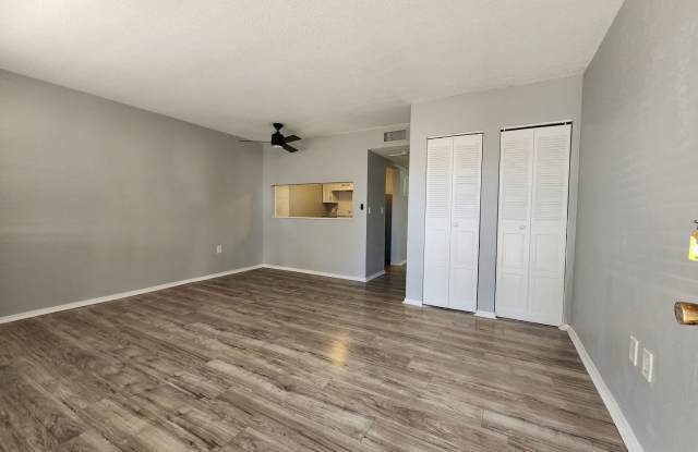 Spacious 1 Bd / 1 Ba Apartment Home ** UNDER NEW MANAGEMENT ** photos photos