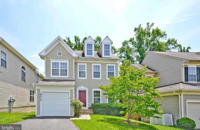 9319 HEDGEFORD ST - 9319 Hedgeford Street, Manassas Park, VA 20111