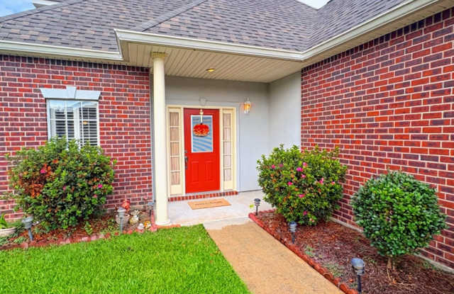 150 Emerald Oaks Drive Gallery 2