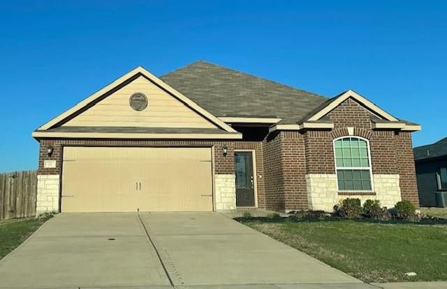25 Heron Drive - 25 Heron Drive, Sanger, TX 76266