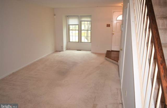 14002 CHESTNUT COURT Gallery 3