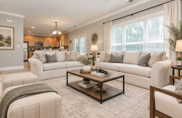 3BR/2.5BA home for rent 7 miles from uptown with access to the greenway at the end of the street. Gallery 4