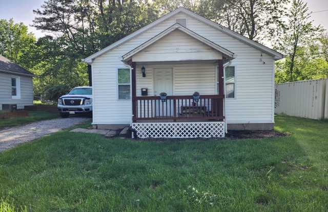 Charming 2 bed 1 bath home photos photos