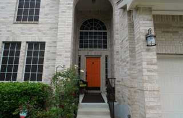 406 Zoeller Cove Gallery 3