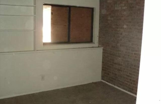 17102 East Mansfield Avenue Gallery 4