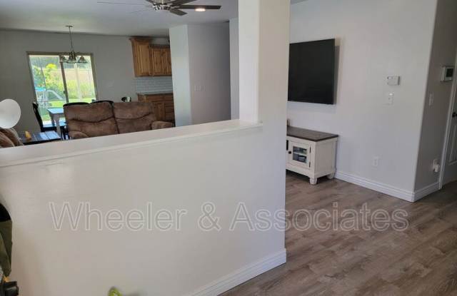 641 W 1325 N Gallery 4