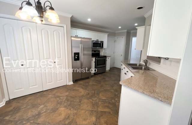 8052 Rockhampton Circle Gallery 4