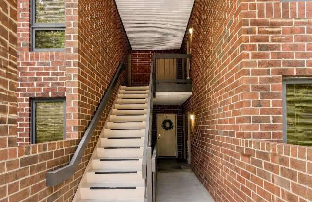 23243 ROSEWOOD Court Gallery 2