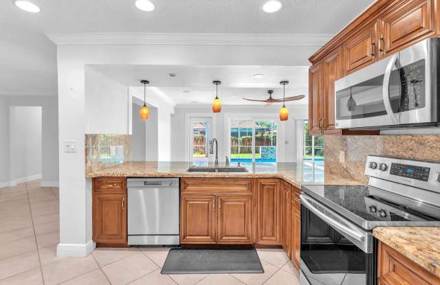 11762 NW 26th Court Gallery 3