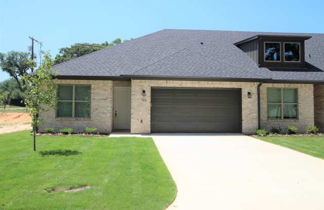 3 Bedroom 2 Bathroom in South Tyler!! Coming Soon! Gallery 1