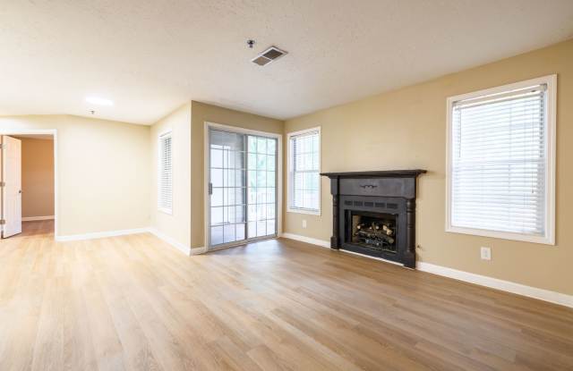 Marietta 2 bed/2 bath Condo! photos photos