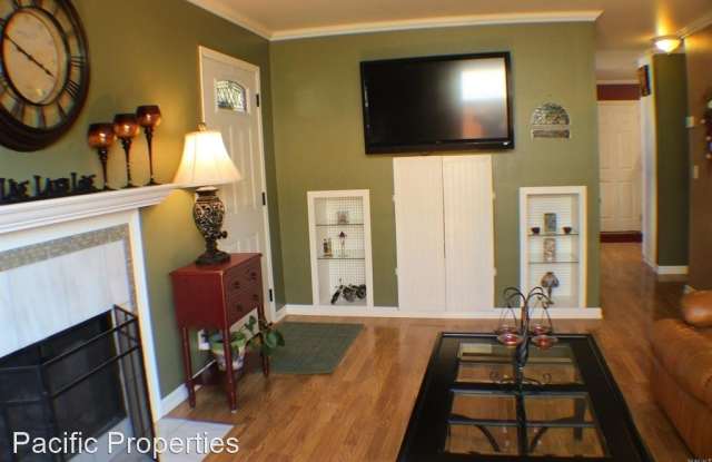 1 Frost Court Gallery 2