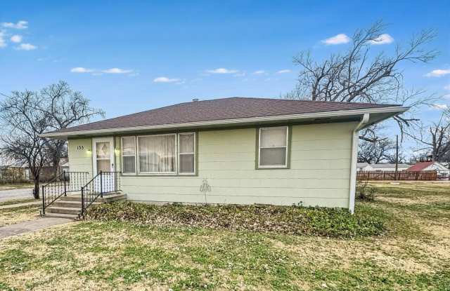 135 S Russell Ave - 135 South Russell Avenue, Lucas, KS 67648