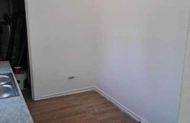 845 Camp Street Gallery 2