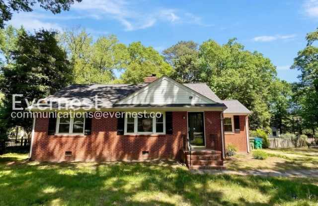 2909 Westgate Drive photos photos