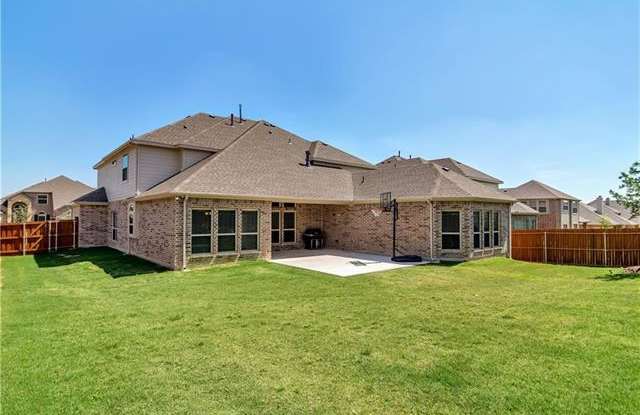 5124 Windstone Drive Gallery 3